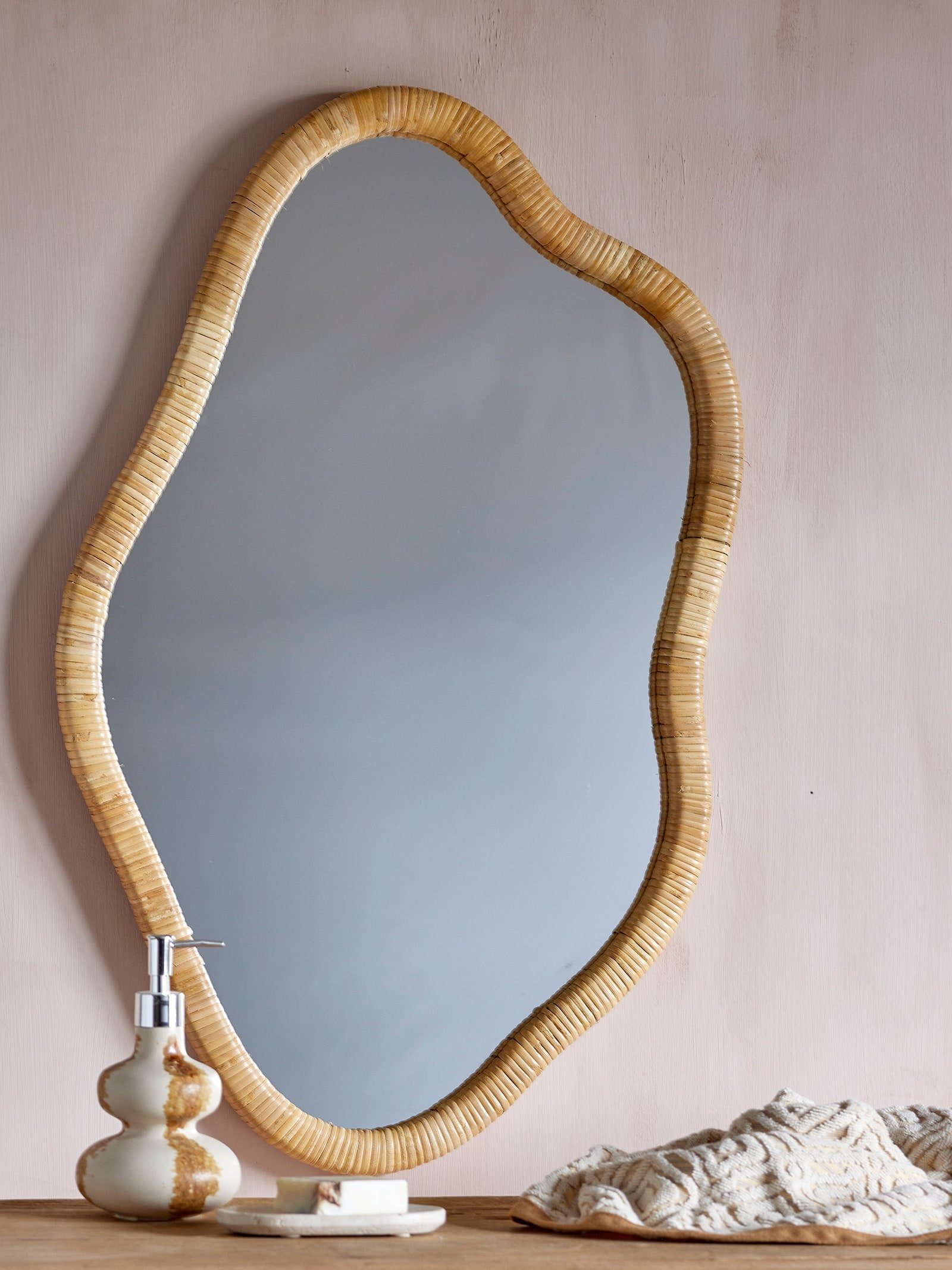 Ashlie Curved Wall Mirror, Rattan - Image 2