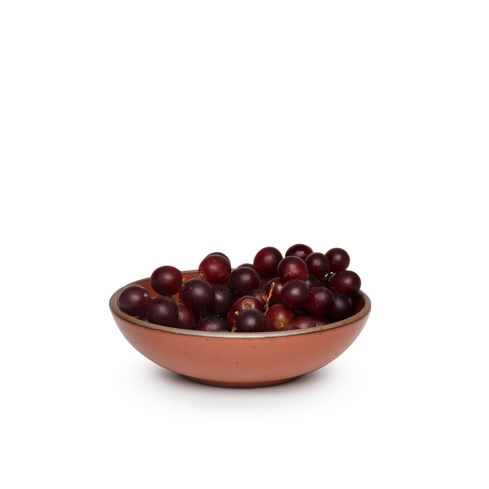 gardengox daily bowl in Terracotta, shown with grapes